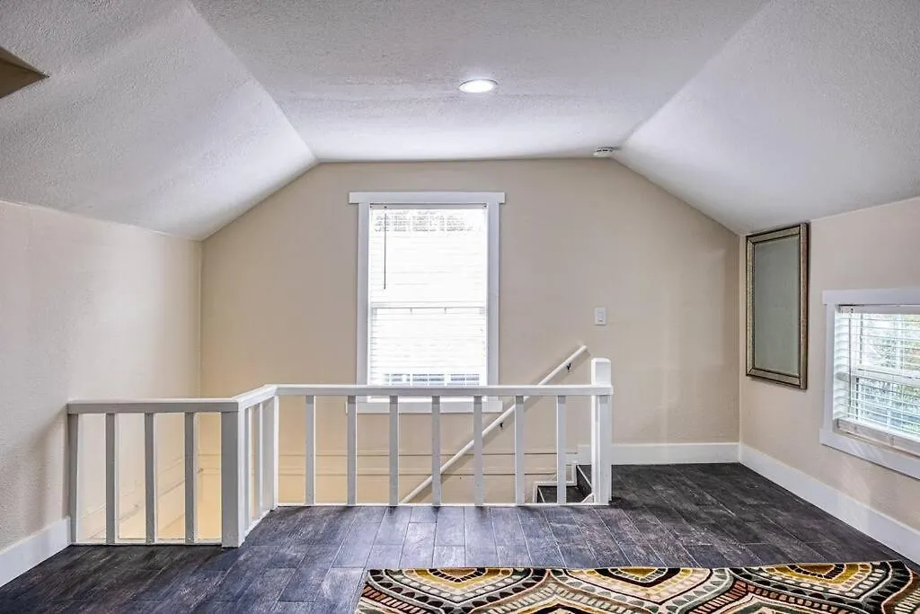 Holiday home 4Br Victorian Walk To Uc Davis & Shriner Med Cen Villa Sacramento