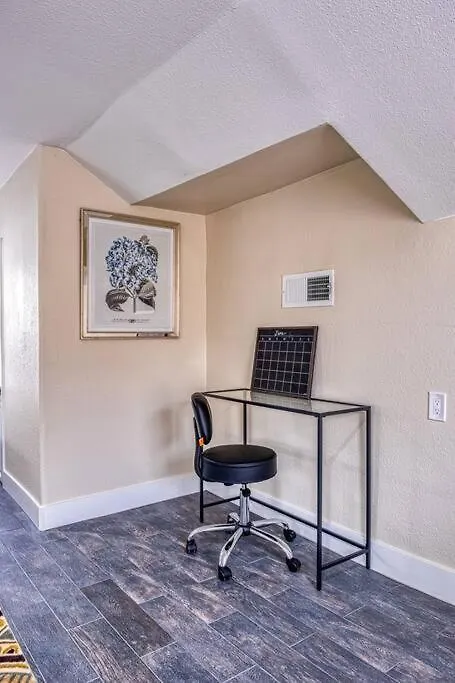 4Br Victorian Walk To Uc Davis & Shriner Med Cen Villa Sacramento 0*,  United States
